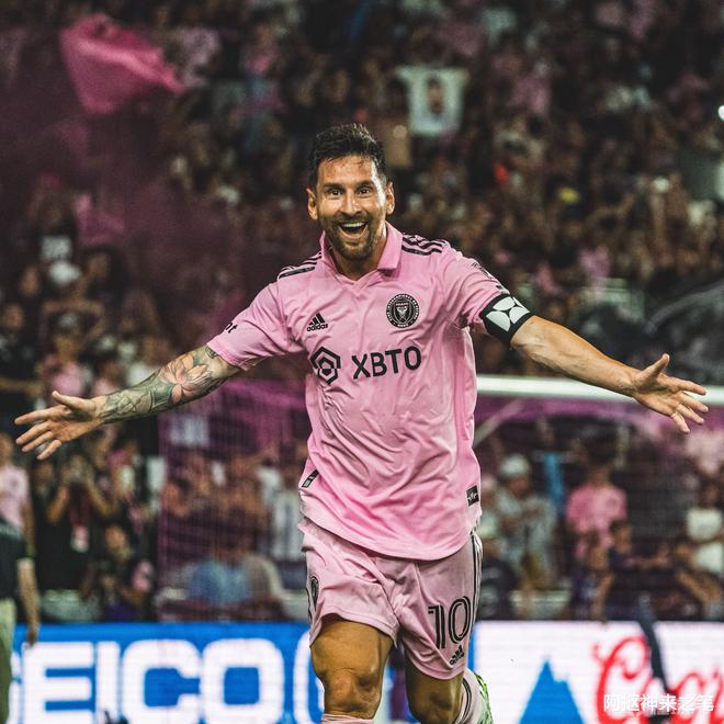 场马加萨 场马加萨