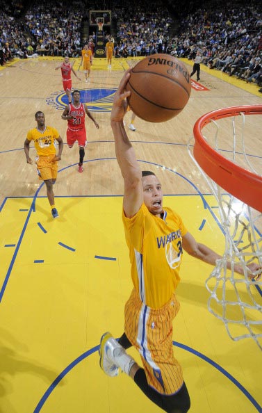 轻球员为引 轻球员为引